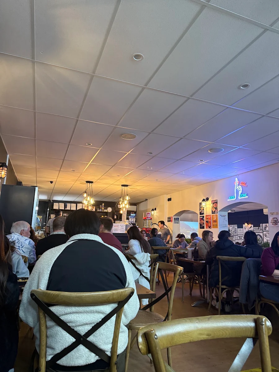 Vibe, Don't Tell Mama Shh Korean Restaurant