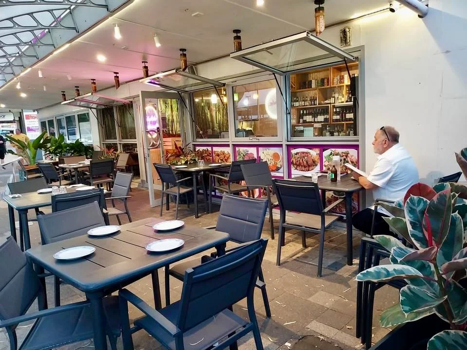 Vibe, Little Singapore kitchen
