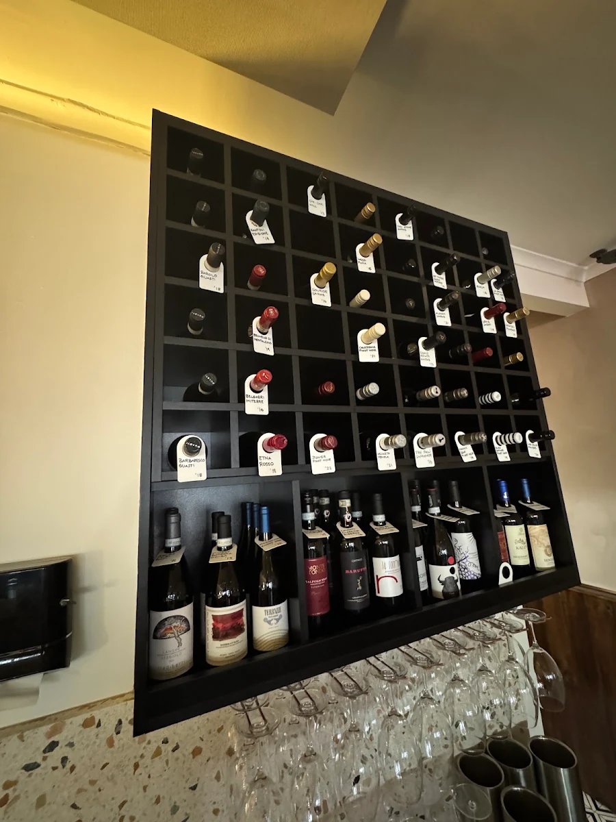 Vibe, Buono Restaurant & Bar