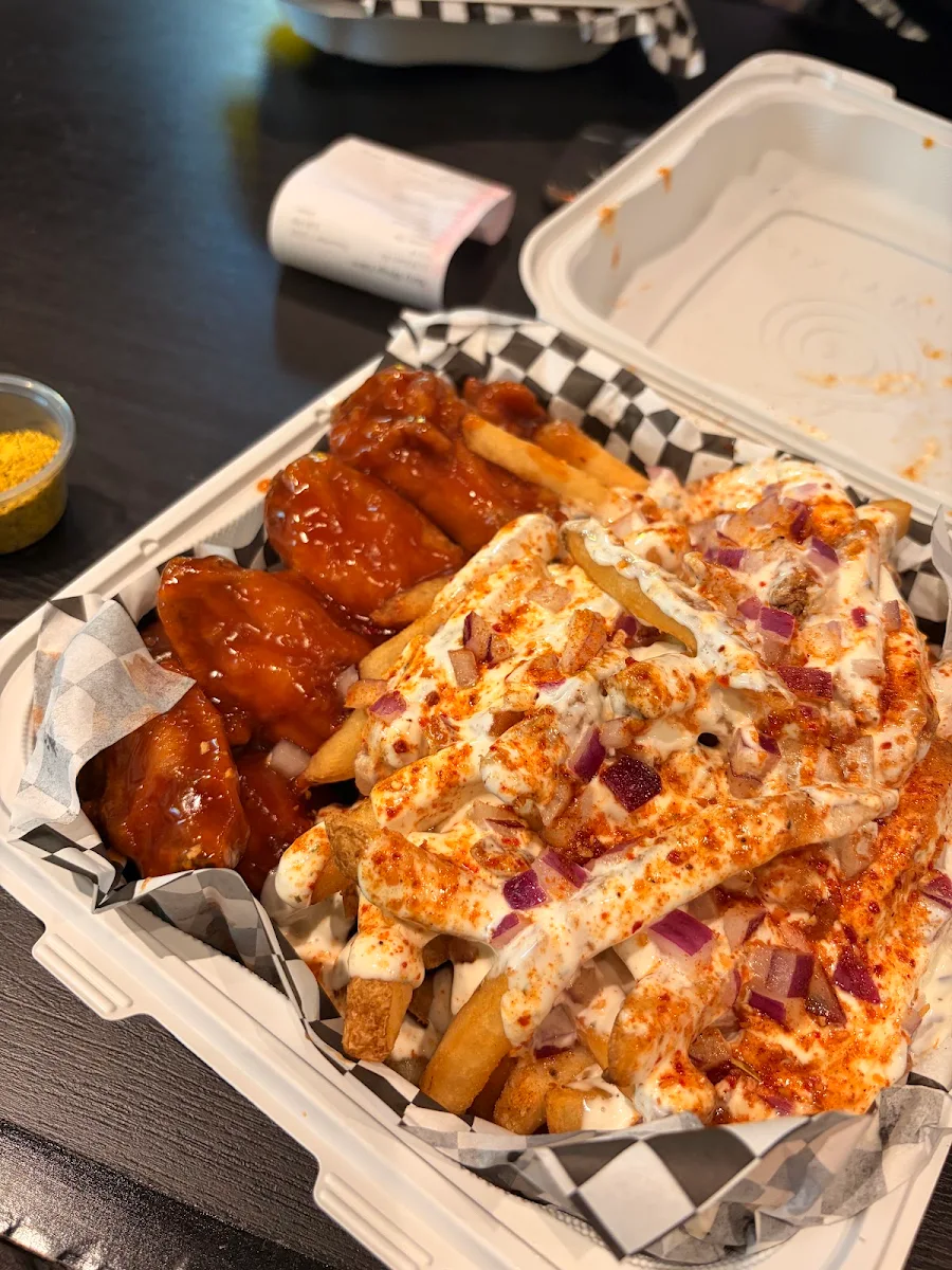 Food & drink, 6IXTY WINGS