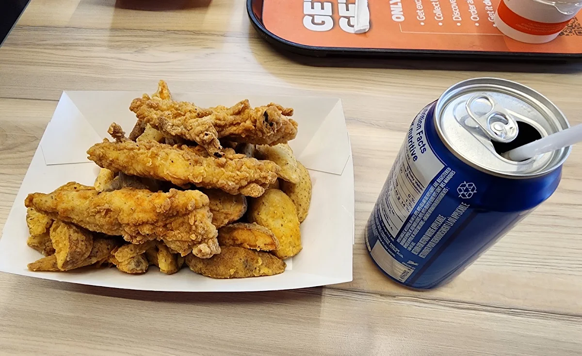 Food & drink, Mary Brown's Chicken