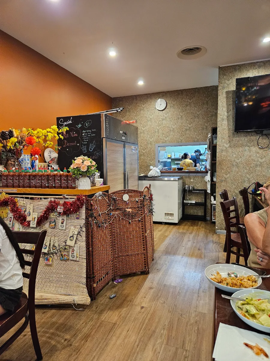 Vibe, Pho Bui Vietnamese restaurant