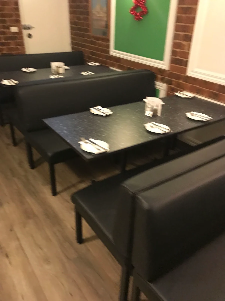 Vibe, Caesar's Italian Cuisine