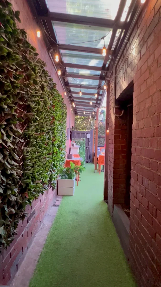 Vibe, The Tipsy Cow - Cocktail Tapas Bar & Beer Garden