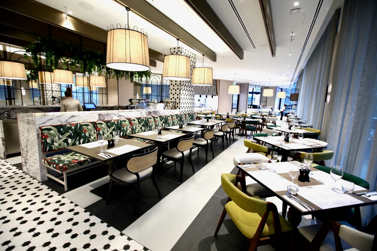 Vibe, Port Bistro