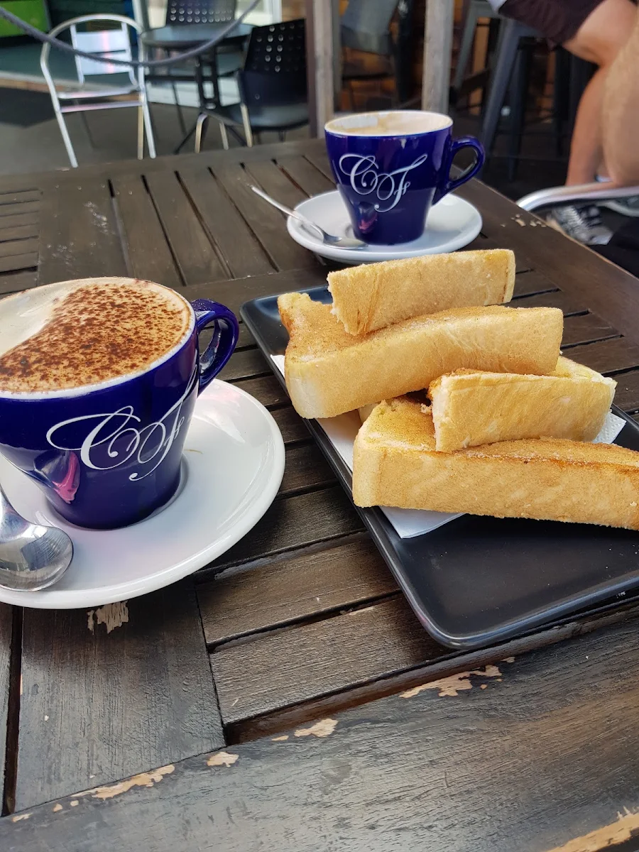 Food & drink, Monty's Place