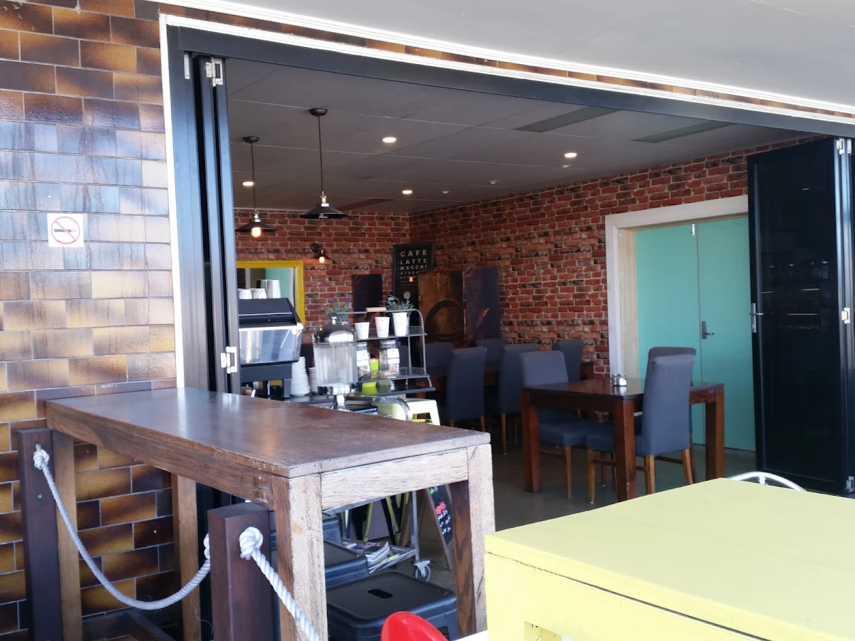 Vibe, Monty's Place