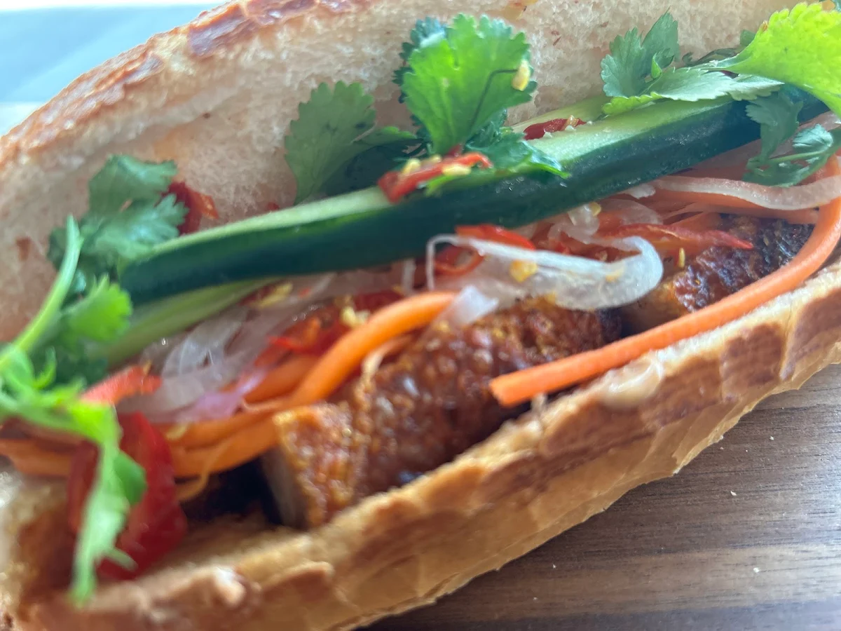Food & drink, Nguyen Pho & Banh Mi