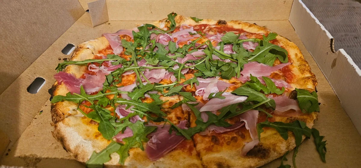 Food & drink, Hepburn Pizza