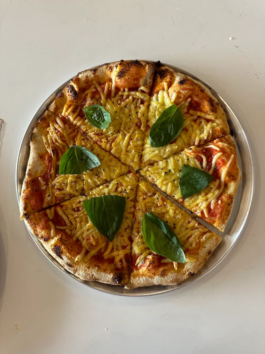 Food & drink, Hepburn Pizza