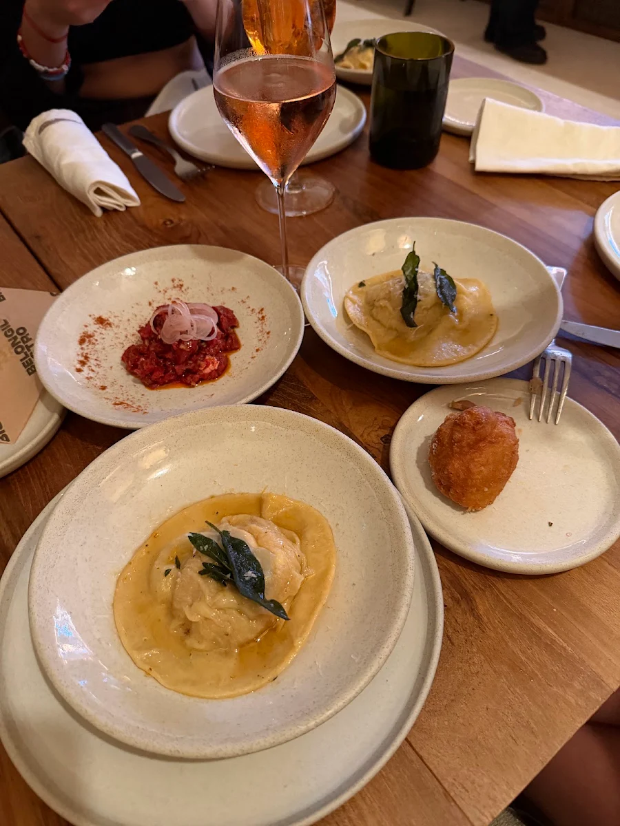 Food & drink, The Belongil Bistro