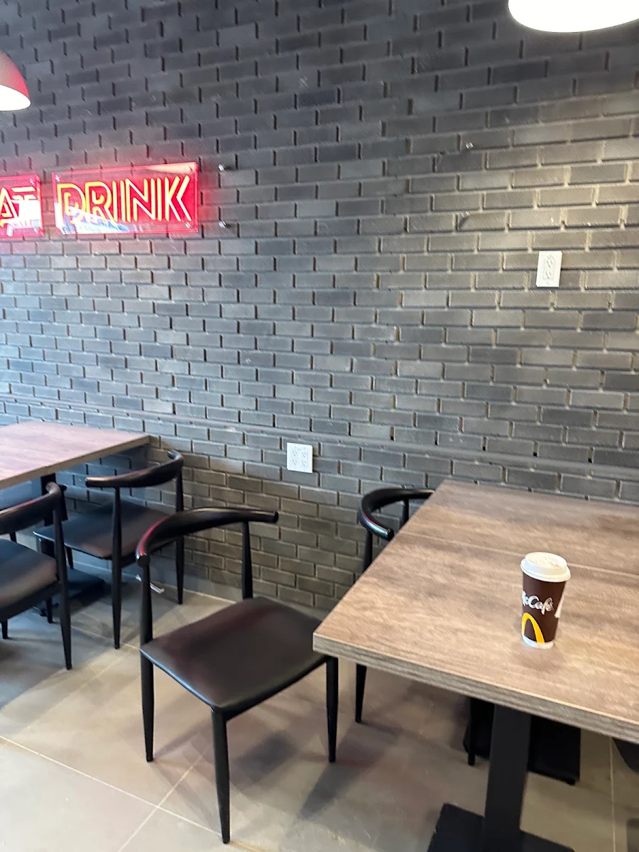 Vibe, Junction - Indian Street Food (Winnipeg)