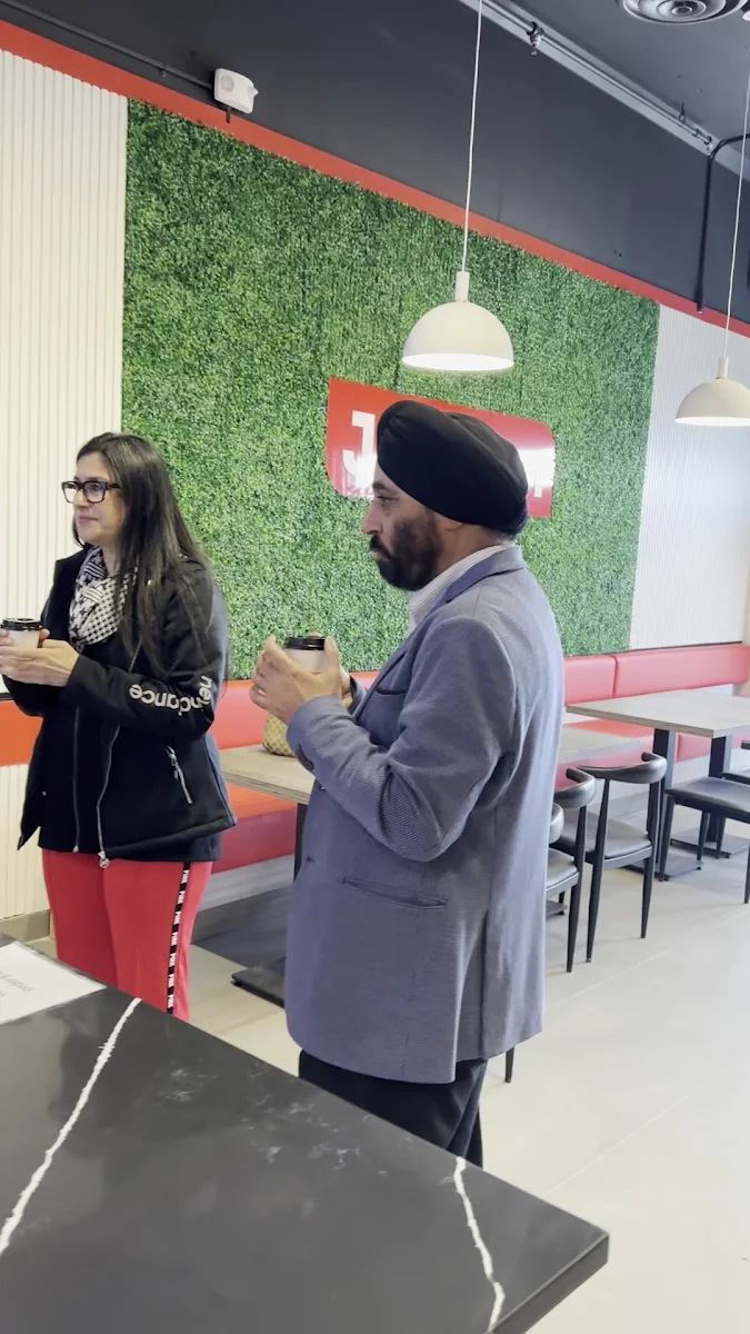 Vibe, Junction - Indian Street Food (Winnipeg)