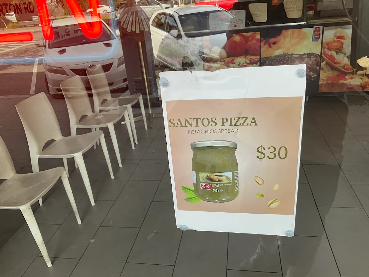 Vibe, Santos Pizza