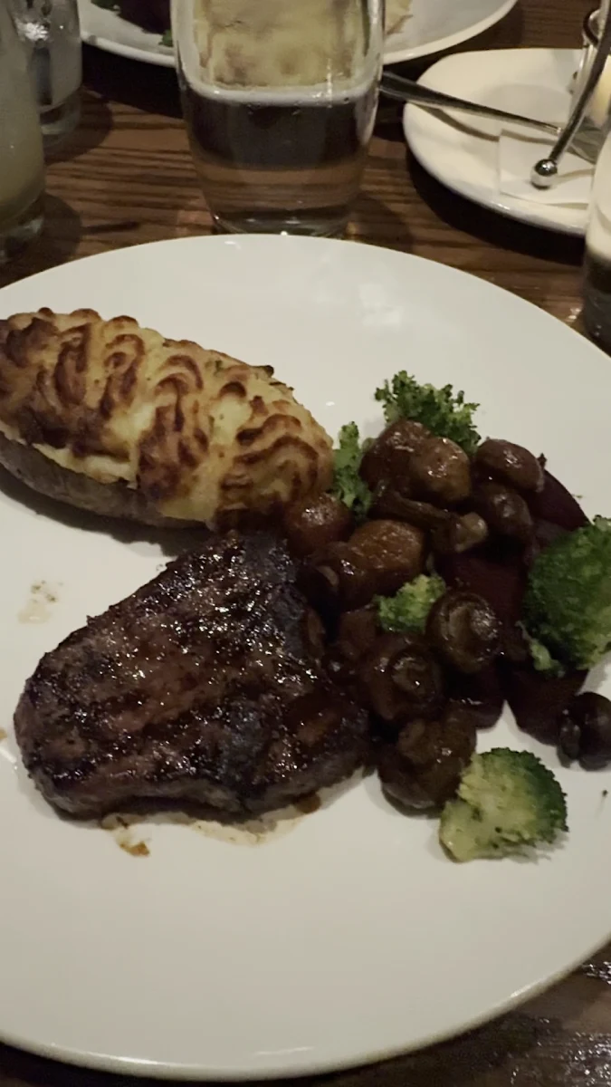 Food & drink, The Keg Steakhouse + Bar - Saskatoon Brighton