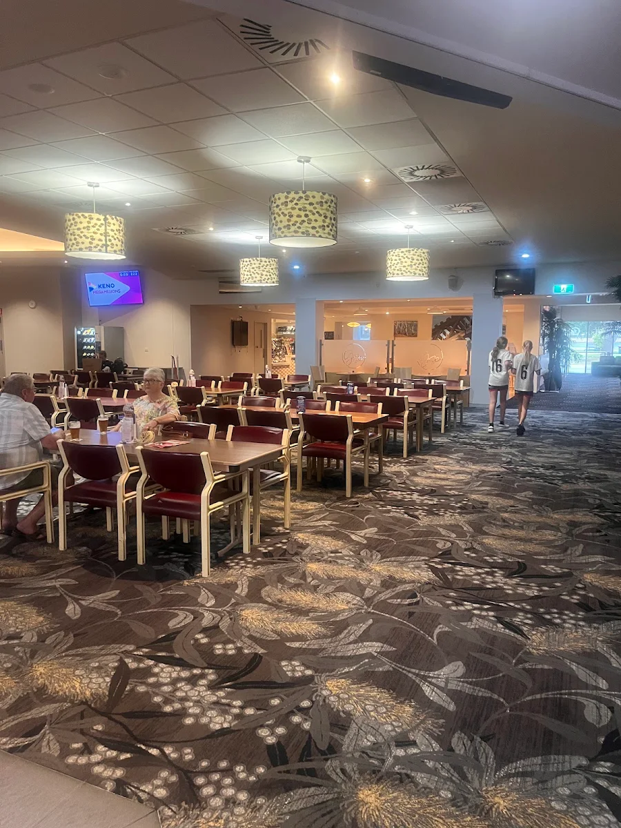 Vibe, Tian Restaurant