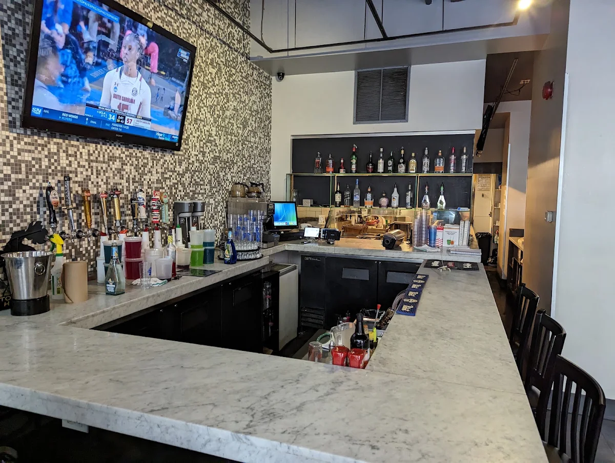 Vibe, W Burger Bar