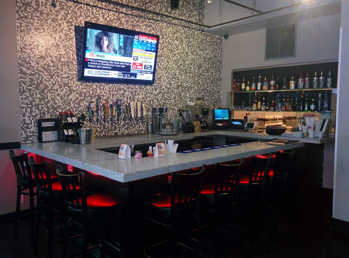Vibe, W Burger Bar