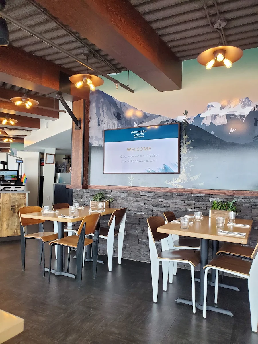 Vibe, Sky Bistro