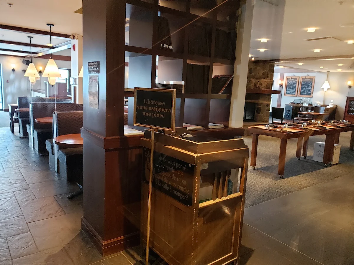Vibe, Bistro-bar Le Quatre-Temps