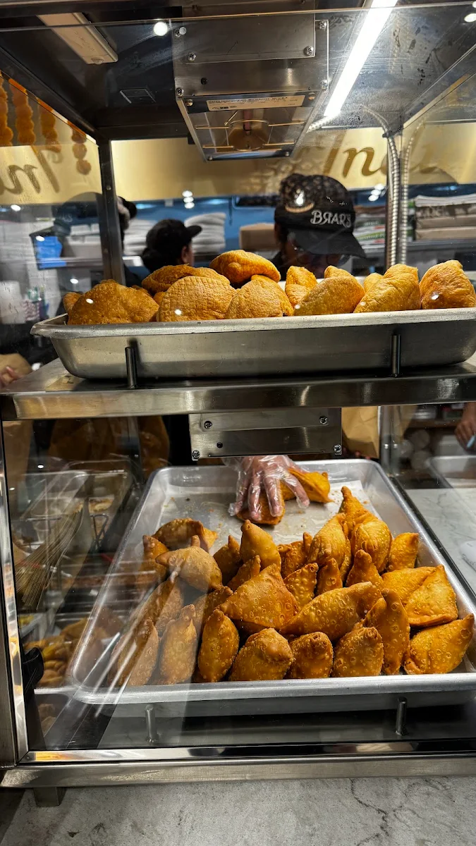 Food & drink, Brar’s Erin Mills (Mississauga)