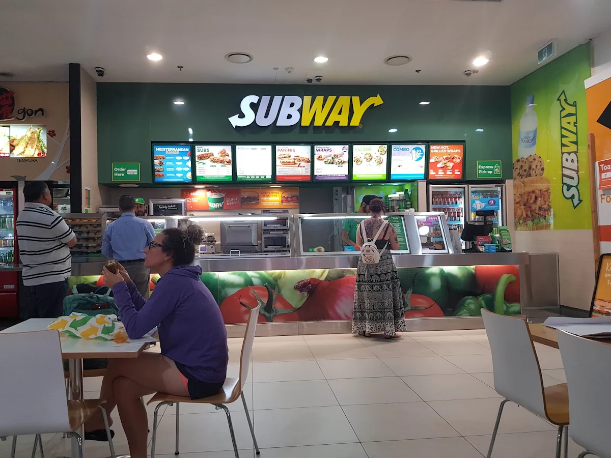Vibe, Subway Circa Bella Vista