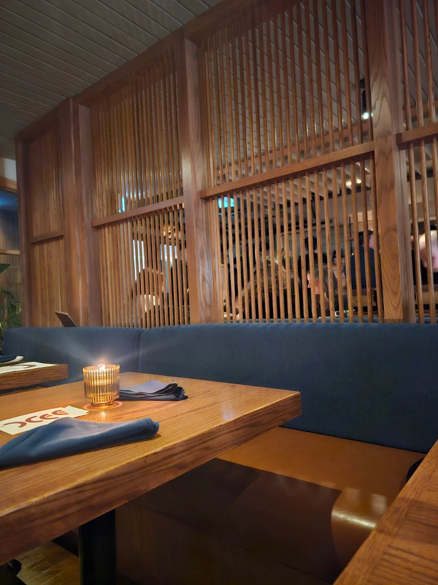 Vibe, Lonely Mouth Bar
