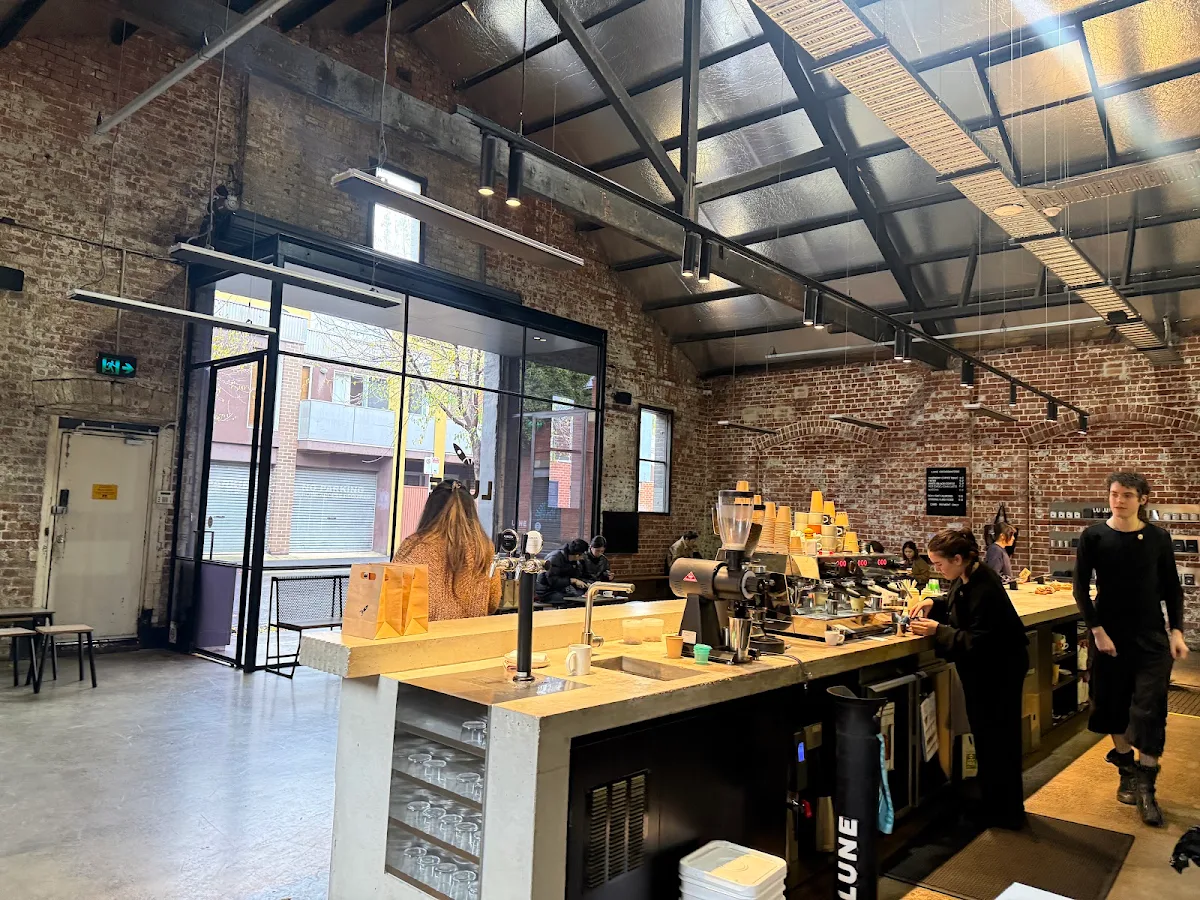 Vibe, Lune Croissanterie Fitzroy