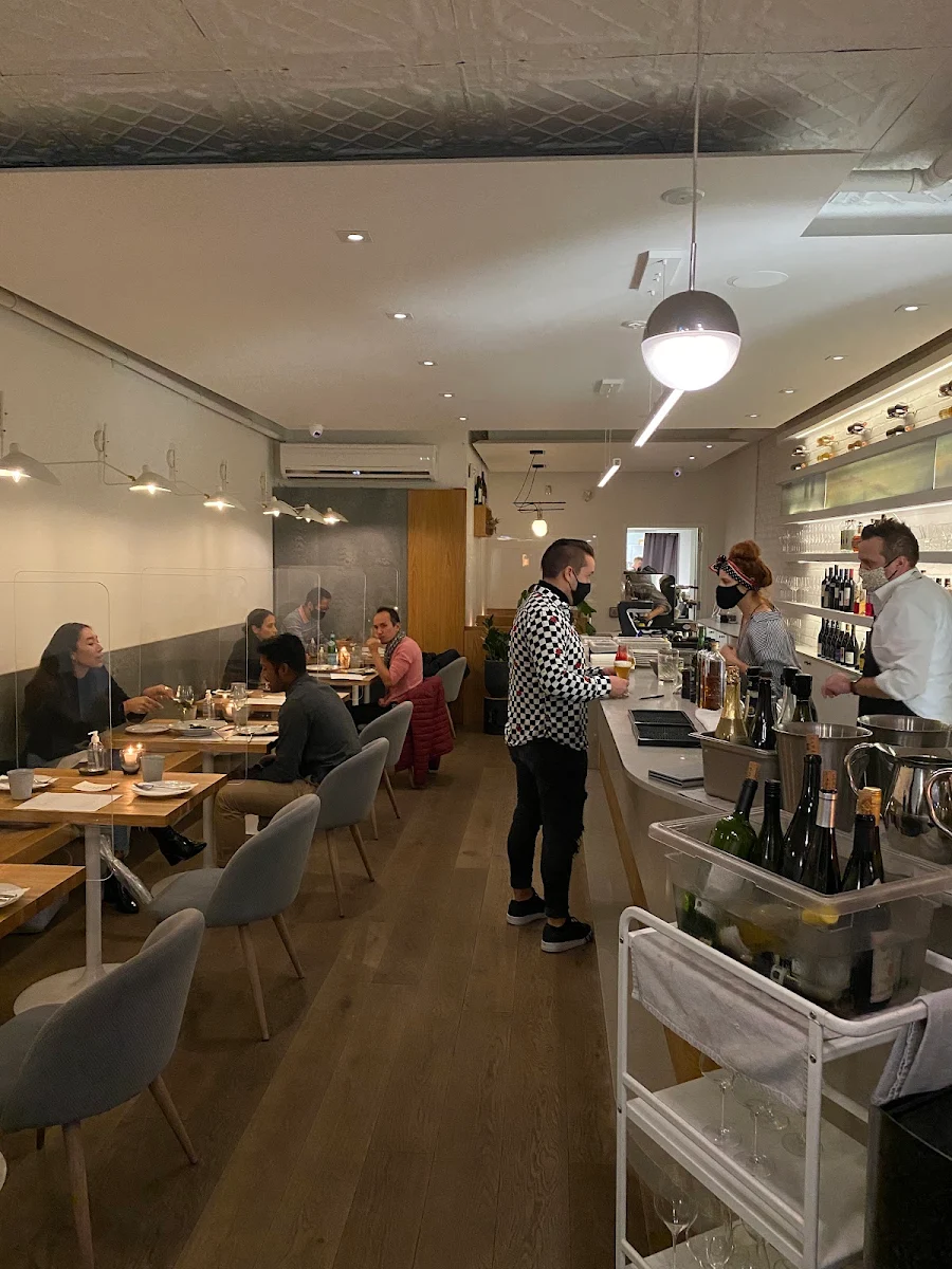 Vibe, ēst Restaurant