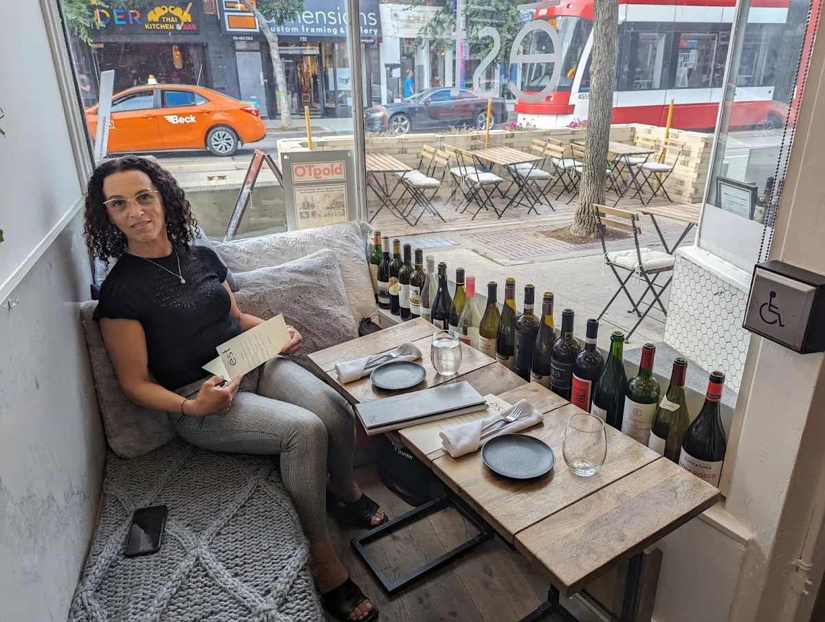 Vibe, ēst Restaurant