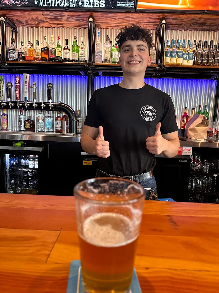 Food & drink, Montana’s BBQ & Bar