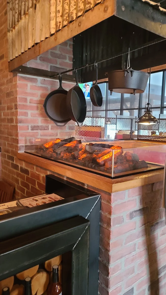 Vibe, Montana’s BBQ & Bar