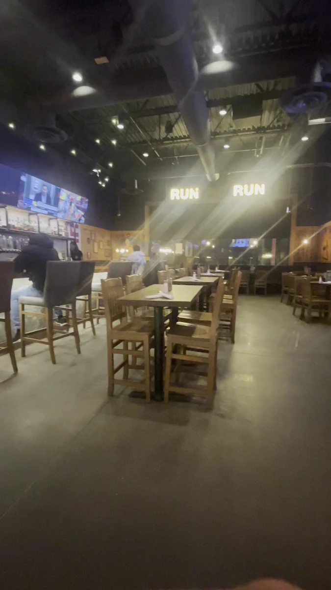 Vibe, Montana’s BBQ & Bar
