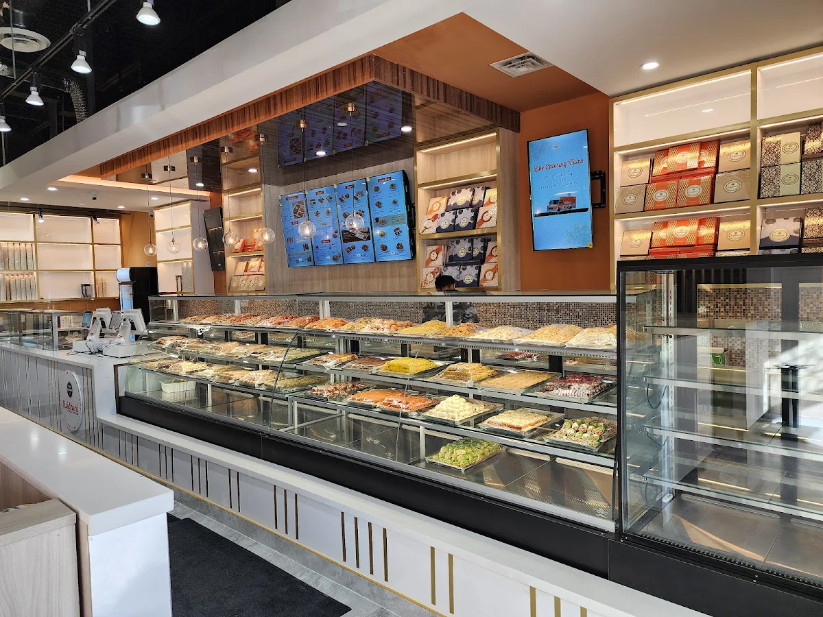 Vibe, Rajdhani Sweets & Restaurant (Brantford)