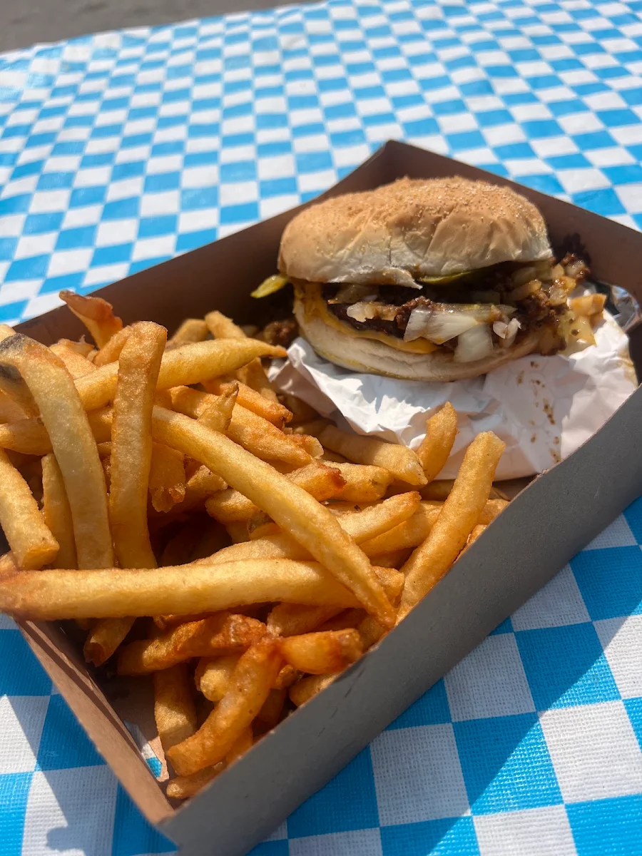 Food & drink, VJ's Drive Inn