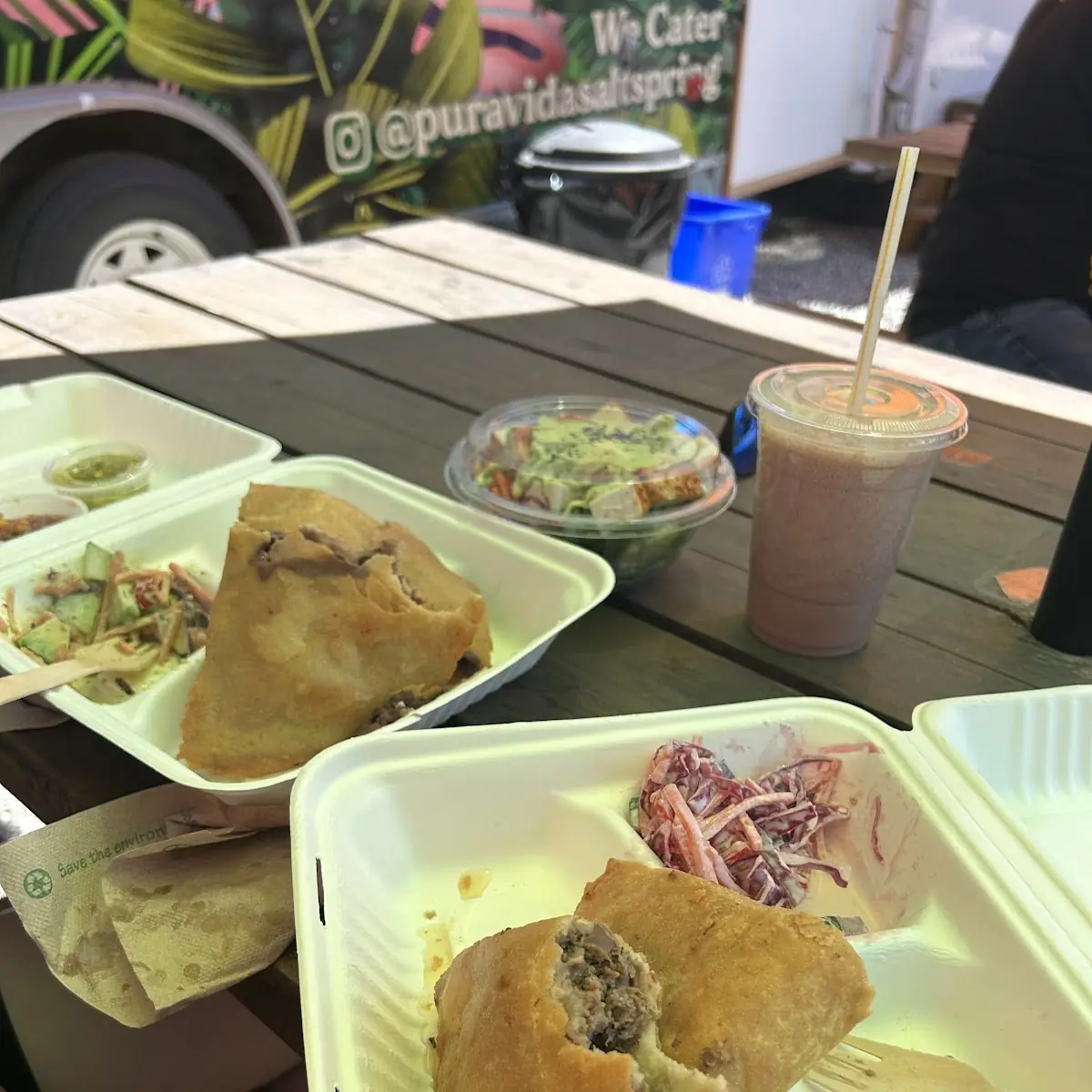 Food & drink, Pura Vida