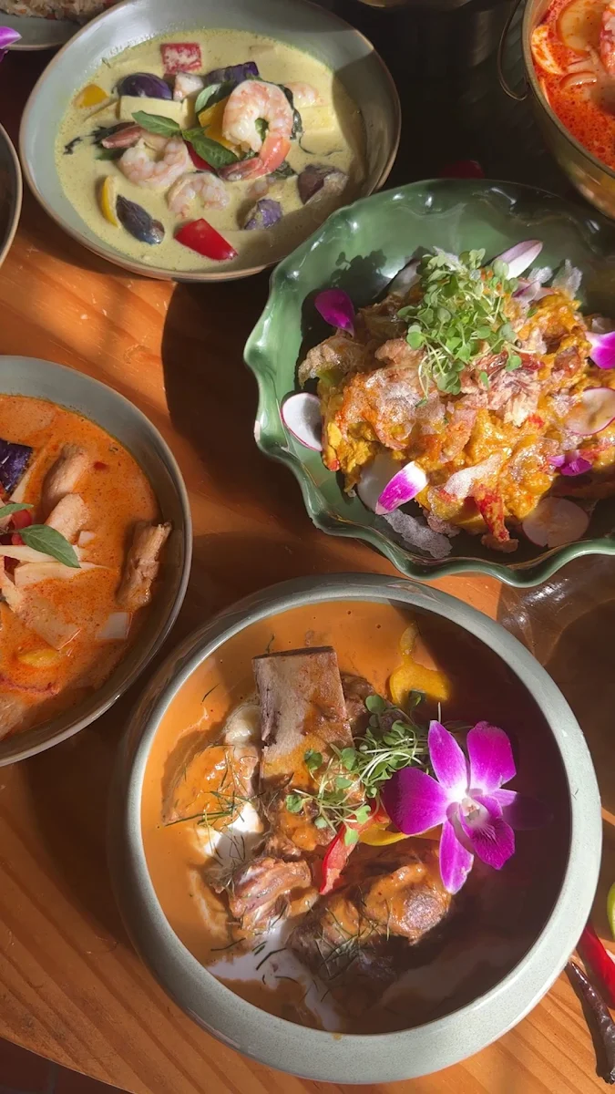 Food & drink, RENS Cafe & Bistro Thai Contemporary