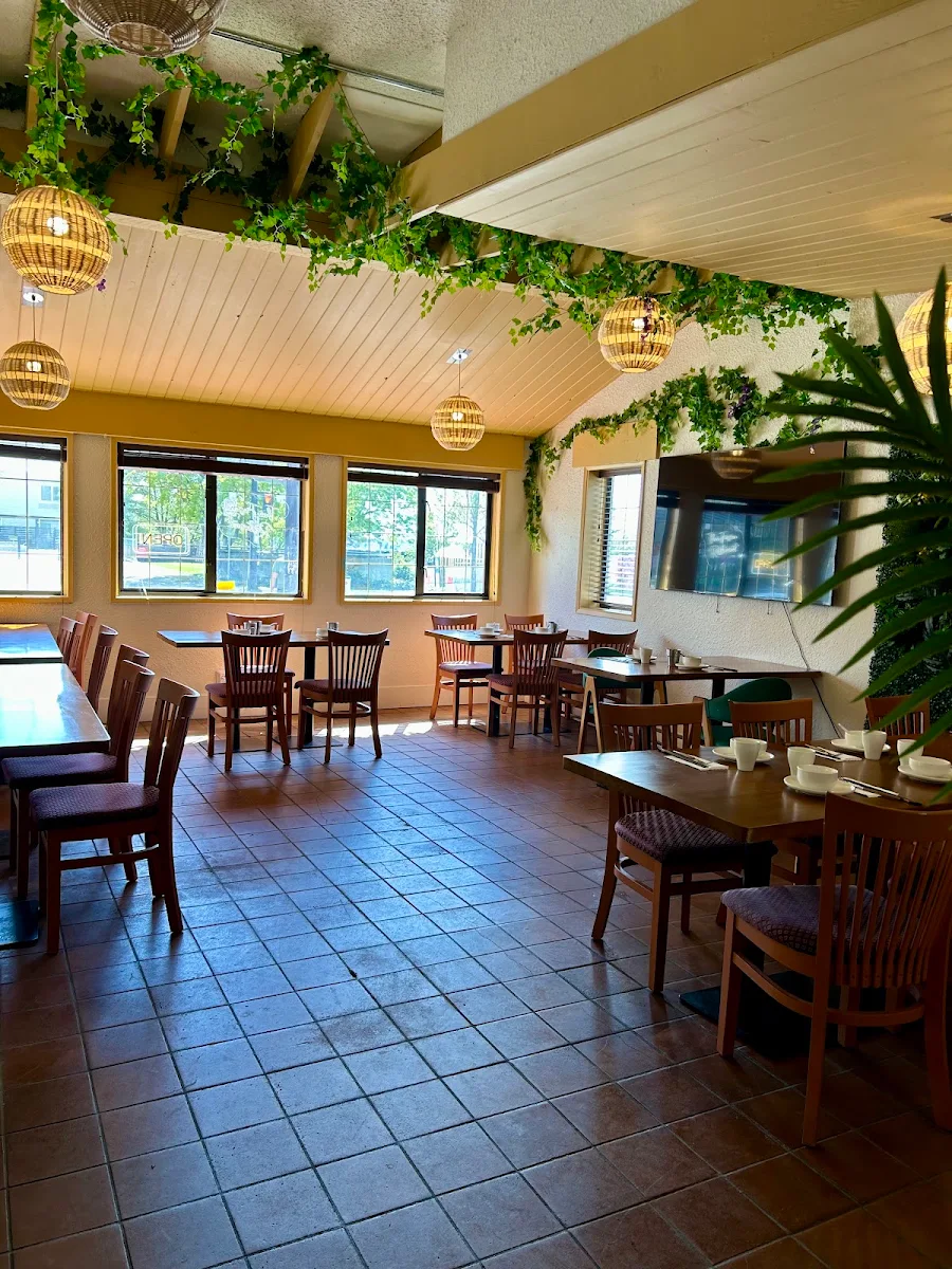 Vibe, RENS Cafe & Bistro Thai Contemporary