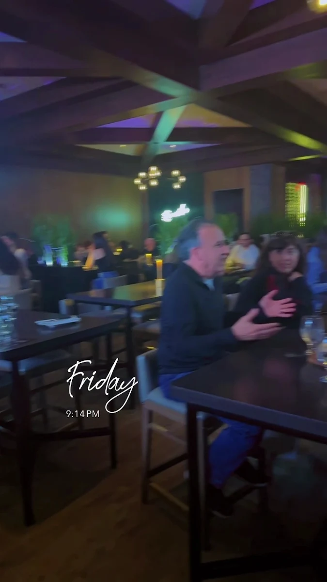 Vibe, Romano's Restaurant