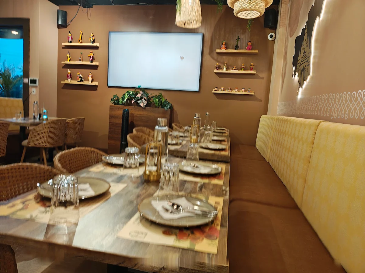 Vibe, Simply South Kitchener | Indian Restaurant & Bar