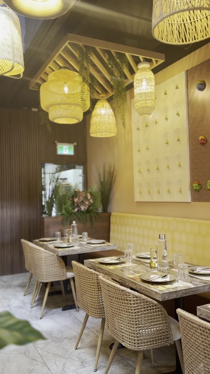 Vibe, Simply South Kitchener | Indian Restaurant & Bar