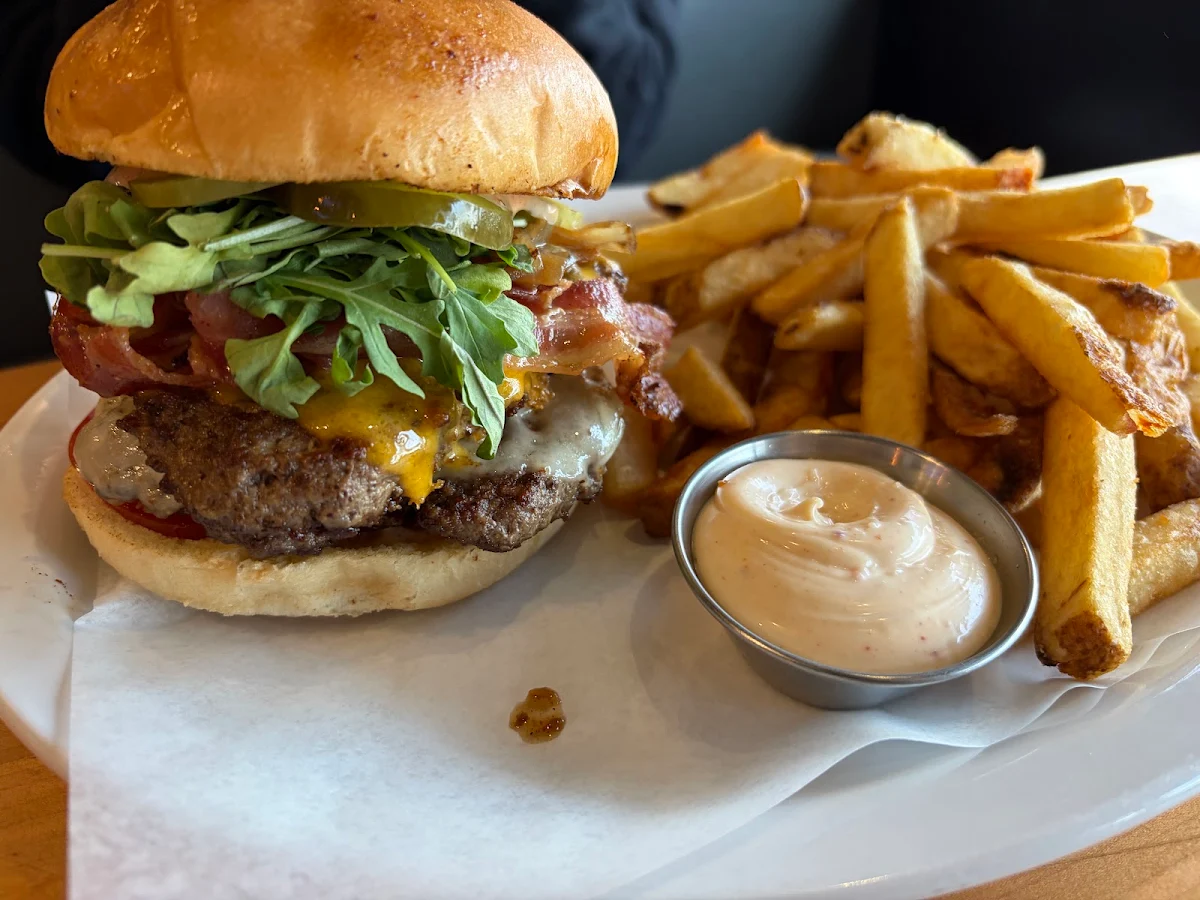 Food & drink, The King's Landing Bar & Grill