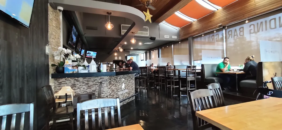 Vibe, The King's Landing Bar & Grill