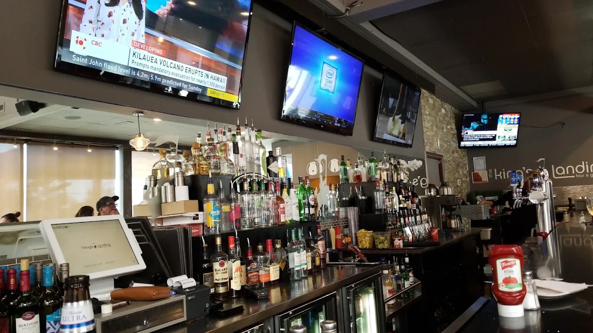 Vibe, The King's Landing Bar & Grill