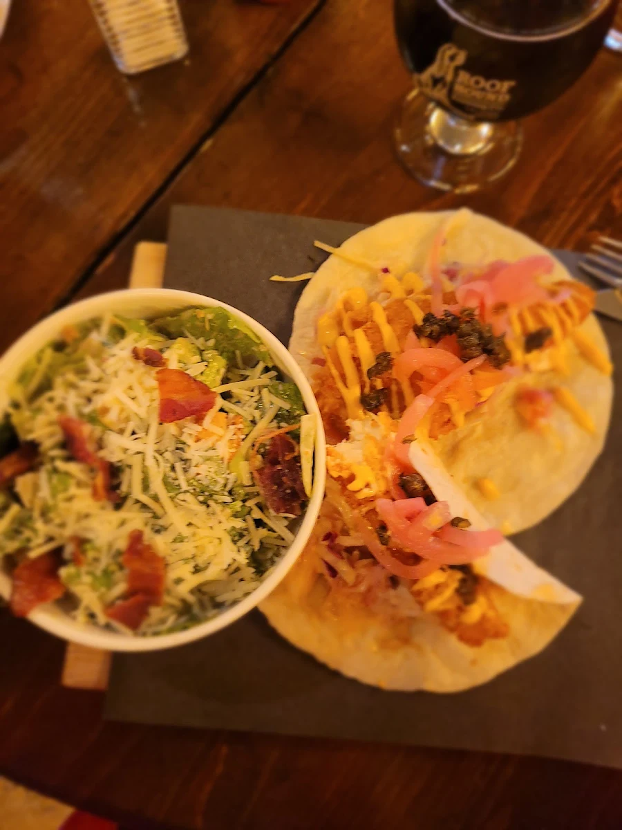Food & drink, Roof Hound Brewing Co.