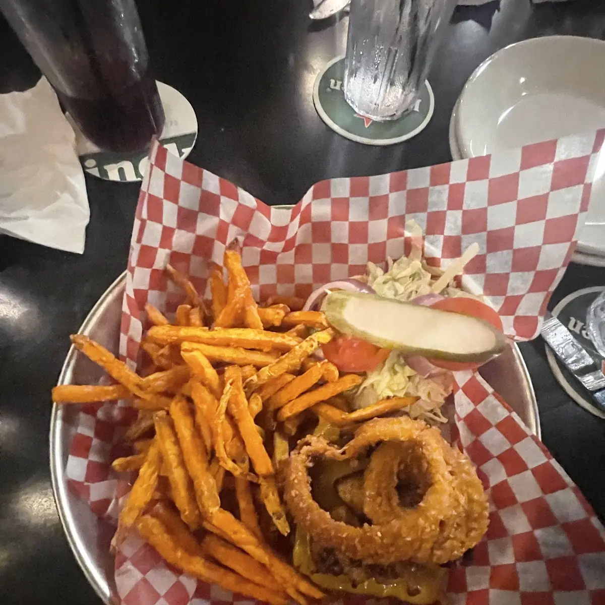 Food & drink, Chuck's Roadhouse Bar and Grill