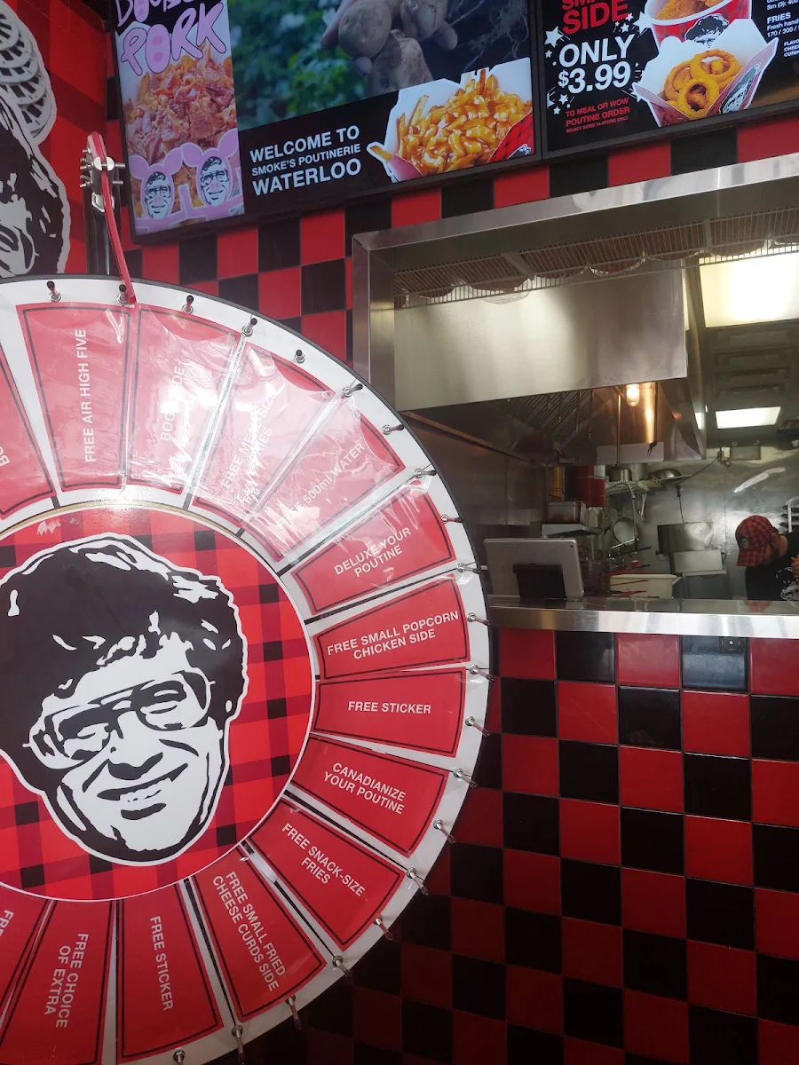 Menu, Smoke's Poutinerie Waterloo