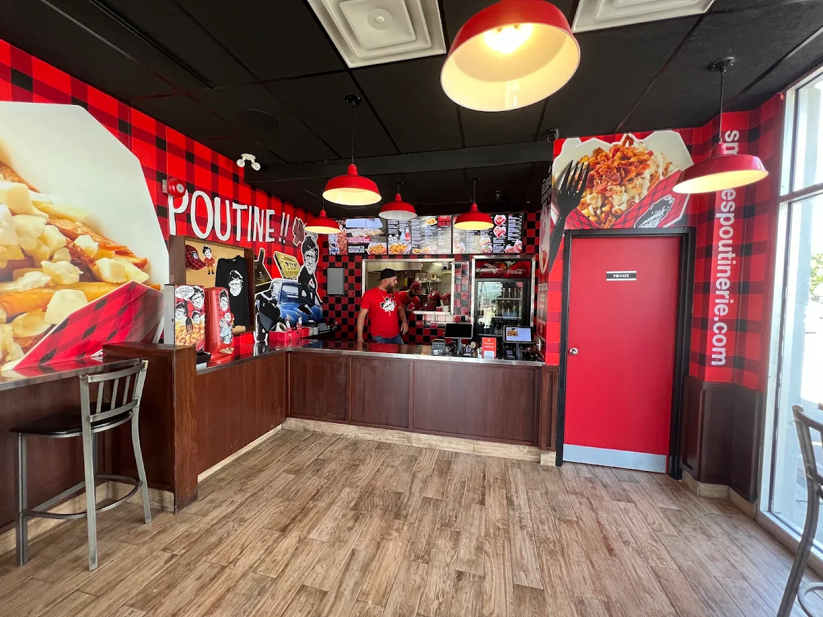 Vibe, Smoke's Poutinerie Waterloo