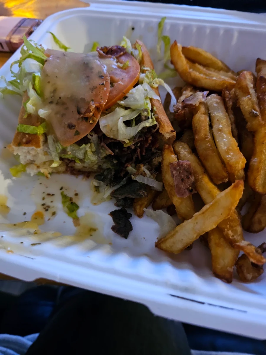 Food & drink, Royal Pizzeria