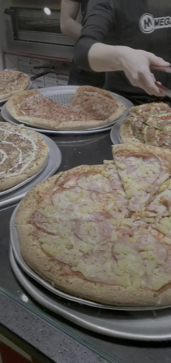 Food & drink, Megabite Pizza Commercial Drive